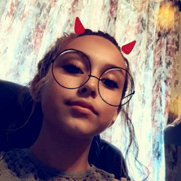 Meet your Posher, Atiana - Picture 1 of 1